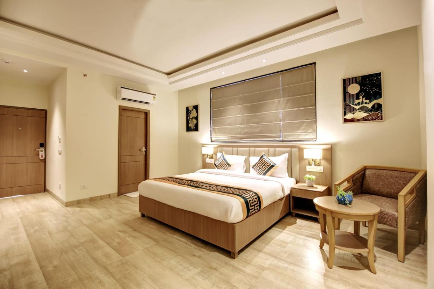 Hotel Grand Aerotech Нью-Делі Екстер'єр фото