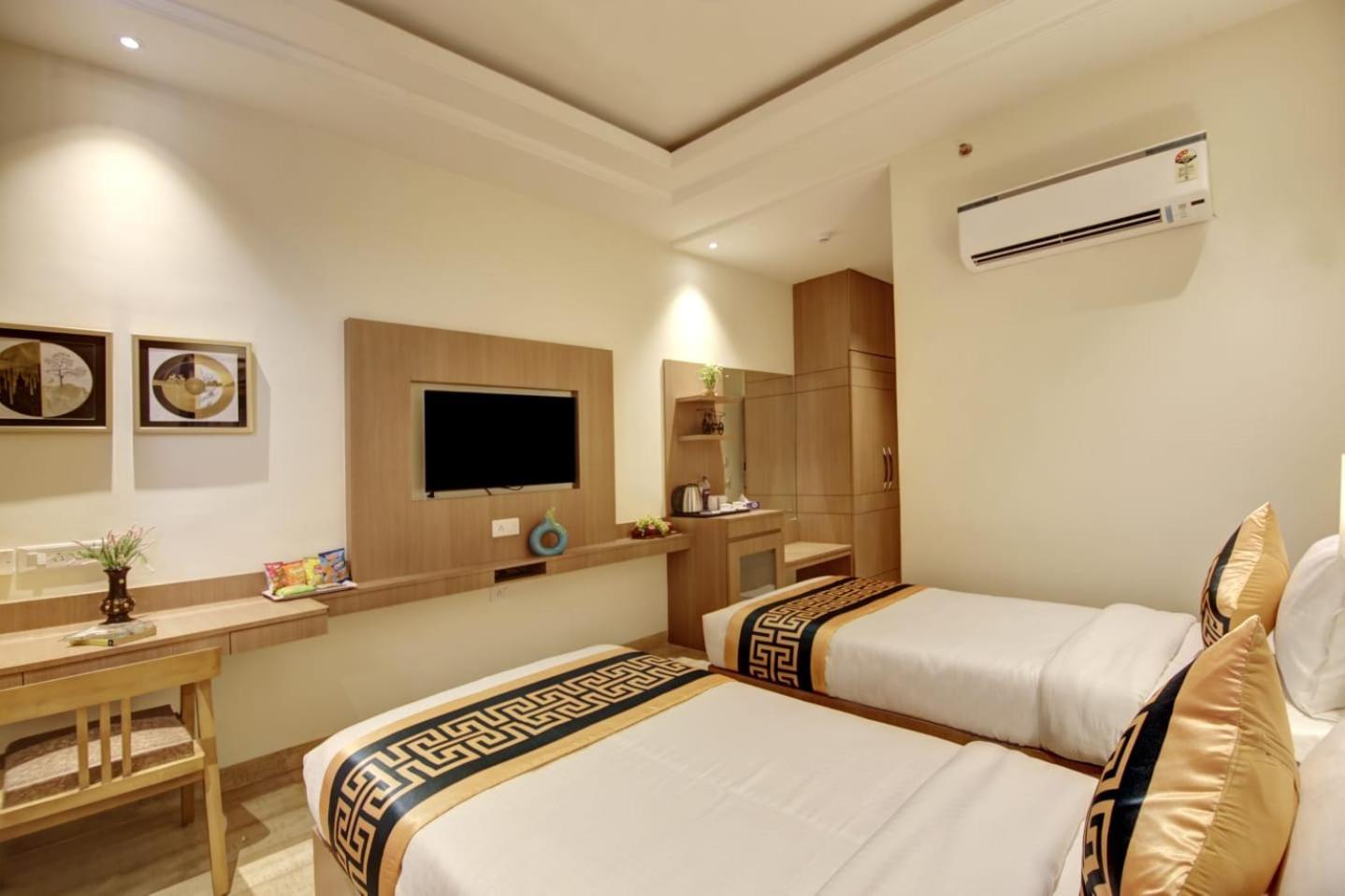Hotel Grand Aerotech Нью-Делі Екстер'єр фото